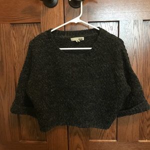 Short Sleeves Cropped Fuzzy Sweater